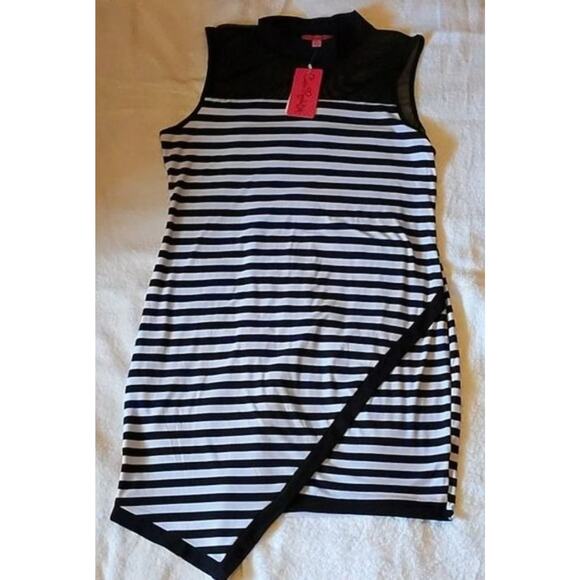 Curve Revolution Black & White Striped Asymmetrical Bodycon Dress 2X - Picture 2 of 7